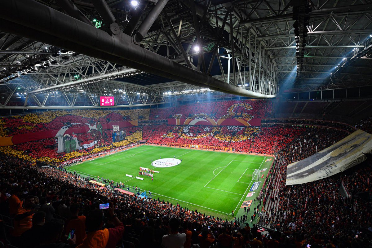 Sen mükemmel bi detaysın Galatasaray 😍

#Cumhuriyetin100üGalatasaray 🇹🇷🇹🇷