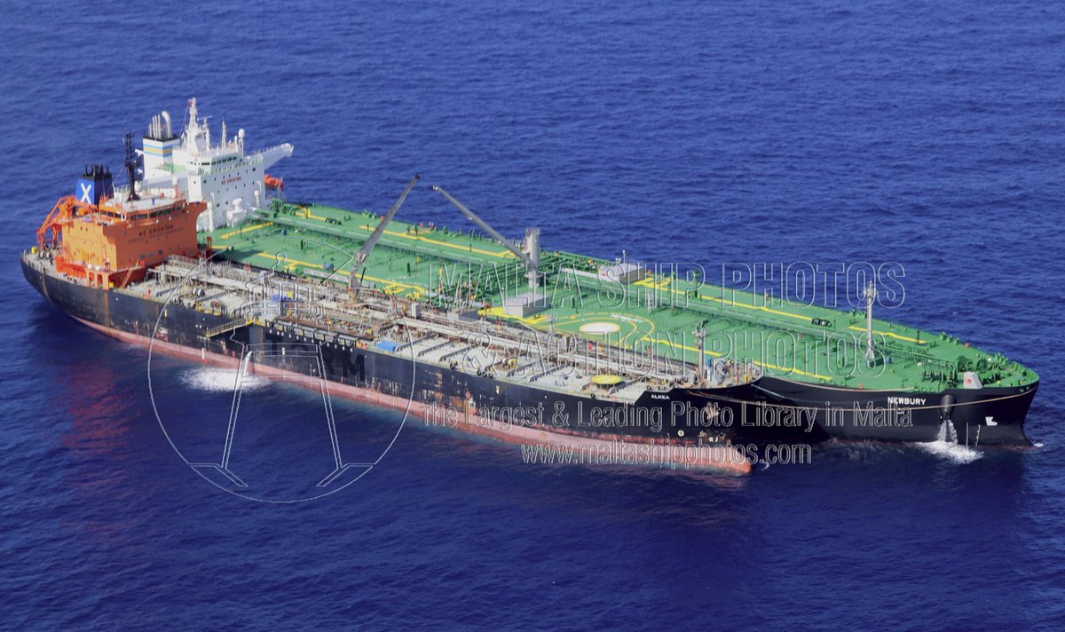 Shipguru's tweet photo. #Chandris #tanker #ALKEA during #shiptoship (#STS) operation with the #2022built #tanker #NEWBURY #offshoreMalta -11.10.2022 - https://t.co/nfgboxtE7B - NO PHOTOS can be used or manipulated without our permission https://t.co/4Co2jaSY4u