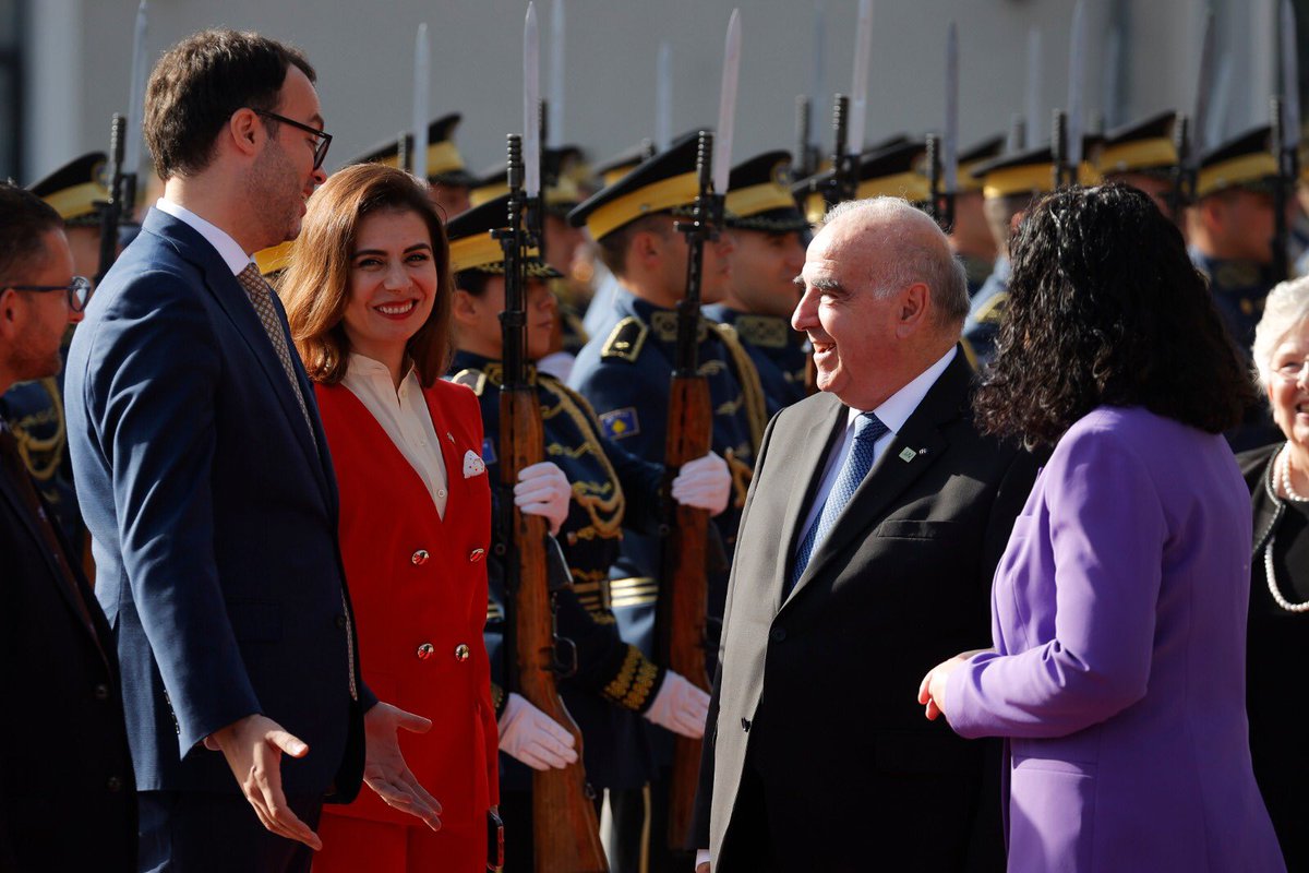 Blerim_Vela's tweet photo. It was a pleasure to meet President of Malta, George Vella. #TeamVela 🇽🇰🇲🇹 https://t.co/LSpqQNrL6C