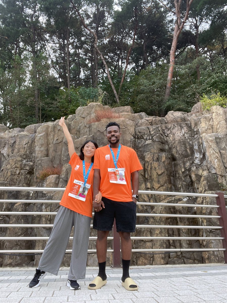 Luggya3's tweet photo. ❤️👨🏿👧🏻🙏🏿🇰🇷🇺🇬#uganda #Africa #poverty #injustice #OxfamInternational #OrganizationPovertyAlleviationDevelopment #ConcernWorldwide #EndPovertyNow #GlobalCitizen #WorldRelief #worldvision #WorldHopenternational #Results # https://t.co/ON62bRPCtw