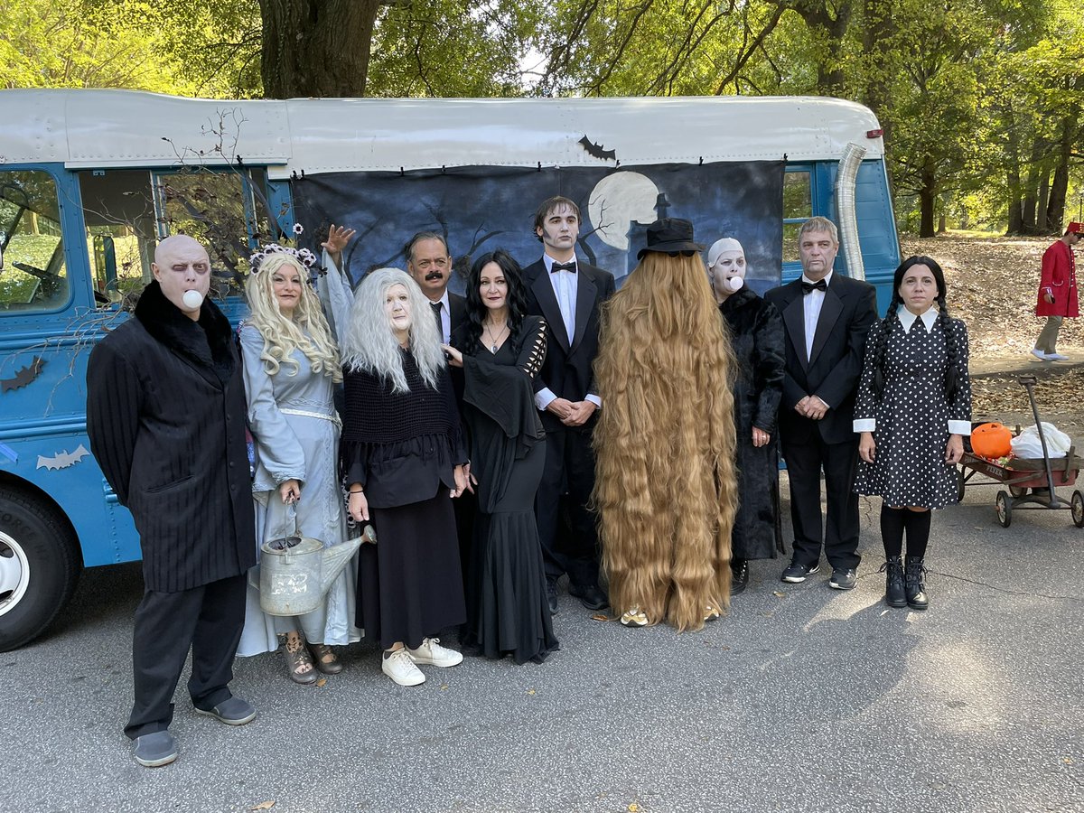 outaboutatl's tweet photo. You’ve got about 30 minutes to get to #L5P for the #Halloween parade today on Moreland Avenue. It’s going to be great! @ATLNewsFirst https://t.co/MAloBCUOhn