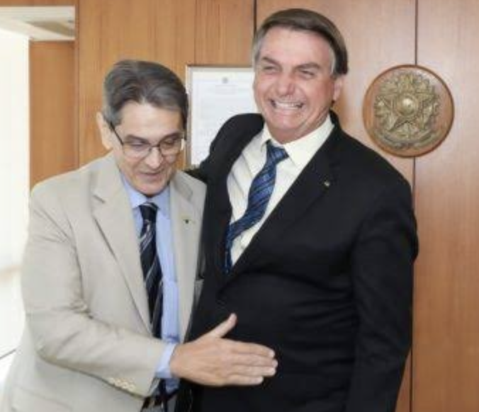 O "Bolsonarismo" além de doentio, mata! Relativizar o grave atentado praticado por esse sujeito abjeto além de assustador é gravíssimo!