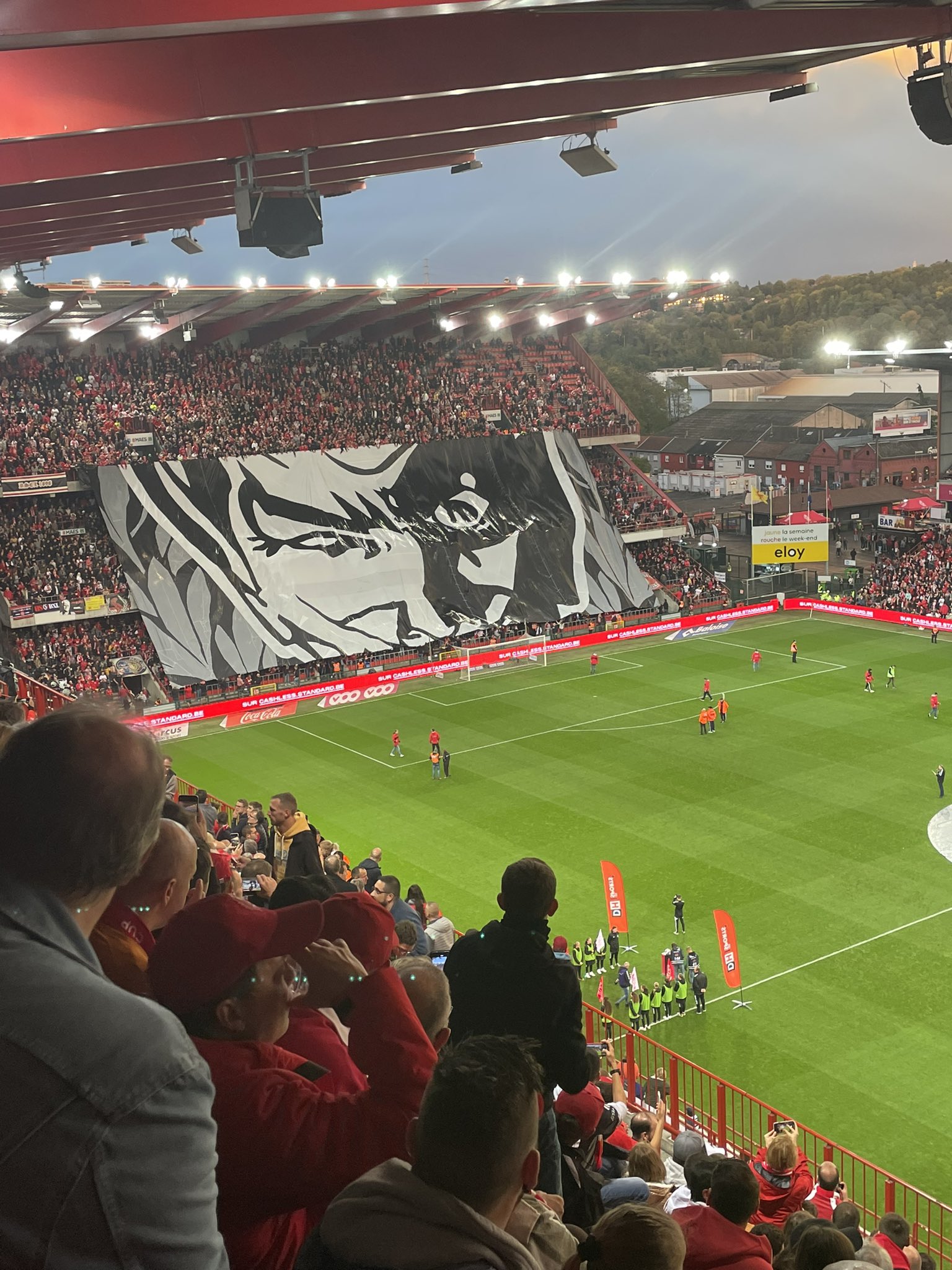 Brian Sciaretta on Twitter "Ugly, ugly scenes in Belgium. Standard