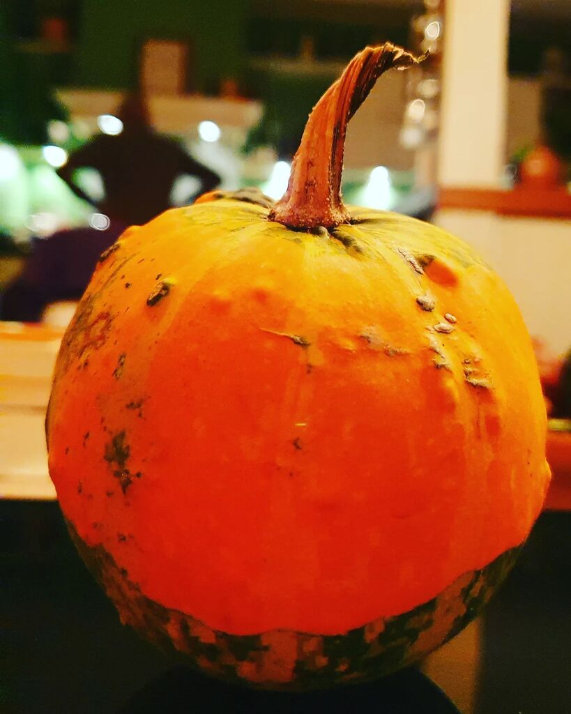 Pompoenweek, vanavond pompoencurry. Morgen pompoensoep 🎃 instagr.am/p/CkEHUr7Nb50/
