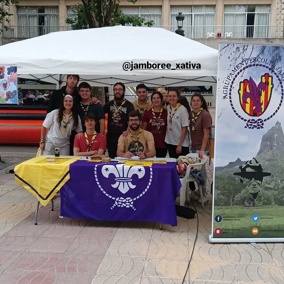 A.E. Jamboree Xàtiva (@jamboree_xativa) on Twitter photo ⚜️ FESJOVE ⚜️
Aquest dissabte hem particiat en la Fesjove organitzada pel <a href="/CJXativa/">Consell de la Joventut de Xàtiva</a> 😉🤗
Hem pogut gaudir molt al mateix temps que coneixiem un poc més l'associacionisme juvenil de Xàtiva. 🥳🤭 ⚜️ FESJOVE ⚜️
Aquest dissabte hem particiat en la Fesjove organitzada pel <a href="/CJXativa/">Consell de la Joventut de Xàtiva</a> 😉🤗
Hem pogut gaudir molt al mateix temps que coneixiem un poc més l'associacionisme juvenil de Xàtiva. 🥳🤭