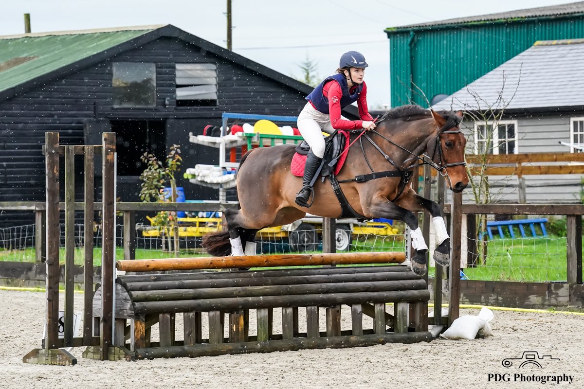 Anna Folwell tweet media