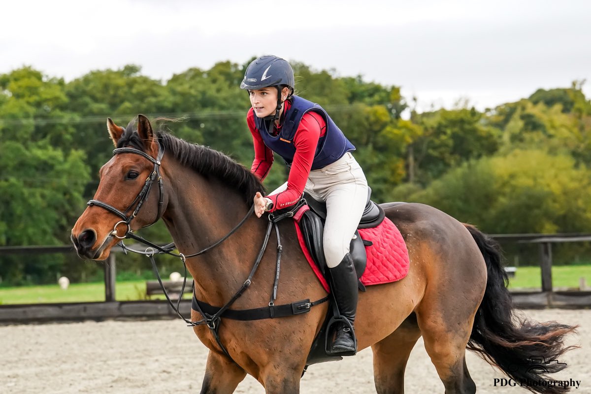 Anna Folwell tweet media