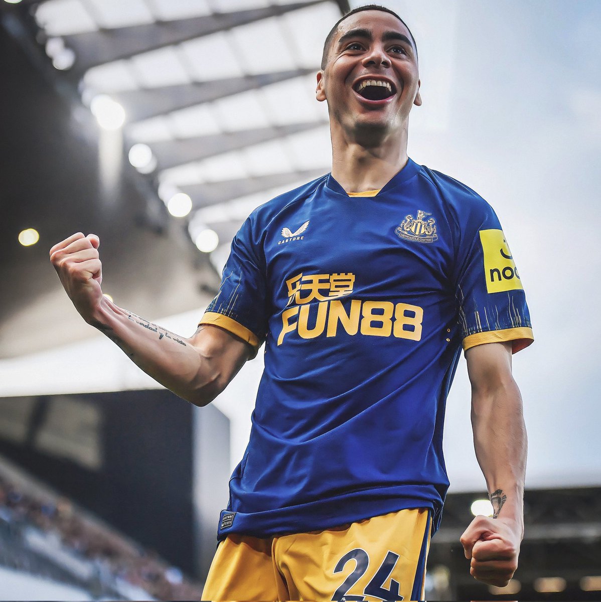 TheSquadra90's tweet photo. MA24🇵🇾⚡️

Miguel Almiron 🇵🇾 in his last 5️⃣ Premier League games for Newcastle United⬇️

▪️⚽️⚽️ 🆚Fulham☑️
▪️⚽️ 🆚Brentford☑️
▪️❌ 🆚 Man United❌
▪️⚽️ 🆚 Everton ☑️
▪️⚽️ 🆚Tottenham☑️

 5️⃣ goals in his last 5️⃣ Premier League games for the Paraguayan🇵🇾⚡️

#Almiron #NewcastleUnited https://t.co/W8lF2xcTUo