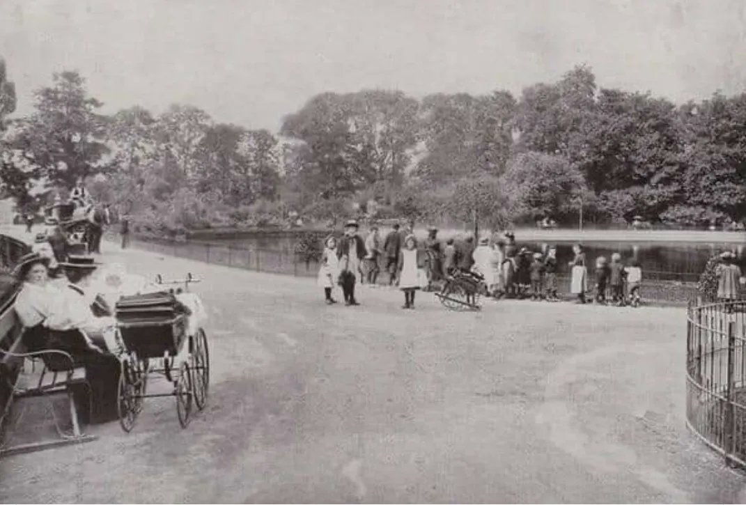 janeyellene's tweet photo. Peckham Park, London 1900 https://t.co/Q2LyH8DxSX