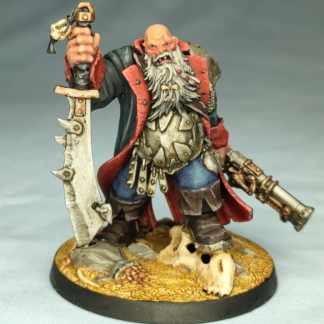 _Monkey_Hammer_'s tweet photo. Finished off Mr Blackpowder, I always understate how much time it takes to paint a big model like this.

#blackpowdersbuccaneers
#warhammercommunity #paintcultist  #warmongers #paintingwarhammer #warhammerunderworlds https://t.co/z7b1fsK6of