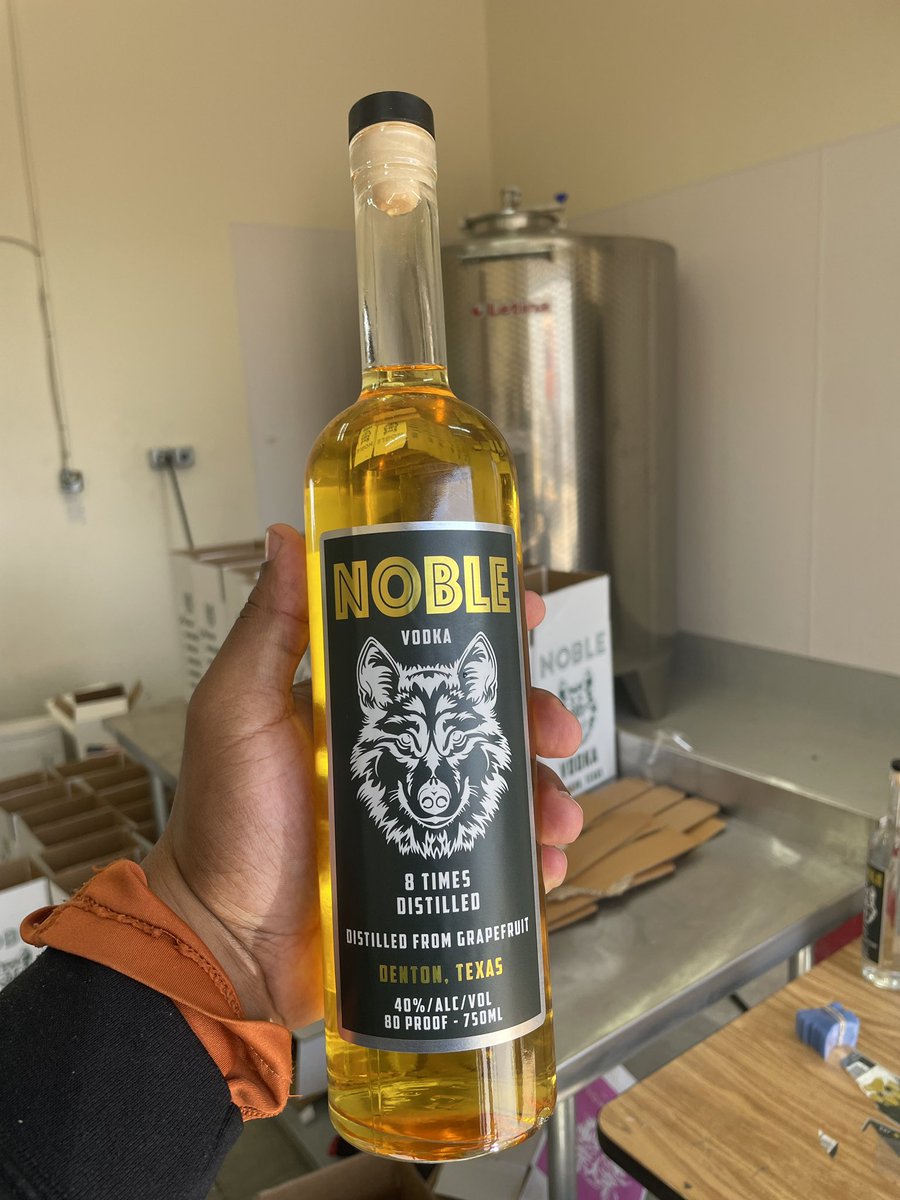 NobleWolfVodka's tweet photo. Little green and gold today holiday edition  #denton https://t.co/CPXA4XfZ98
