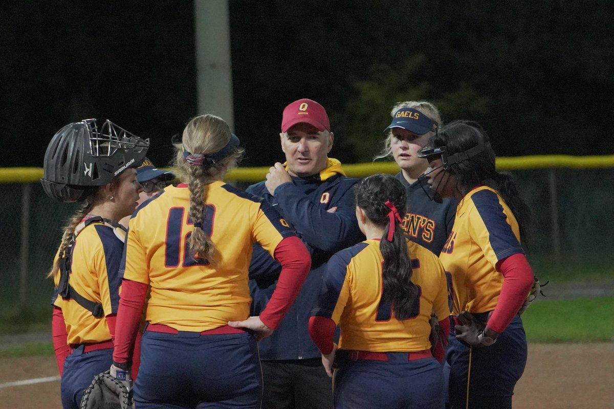 Queen's Gaels (@queensgaels) on Twitter photo 🥎: <a href="/OUS_softball/">Ontario University Softball</a> Final bound! The <a href="/QueensFastpitch/">Queen's Fastpitch</a> team has made their way into the final against Western.
📺 Game is a bit delayed but will be underway soon at facebook.com/OntarioUnivers…
#ChaGheill | #GoGaelsGo 🥎: <a href="/OUS_softball/">Ontario University Softball</a> Final bound! The <a href="/QueensFastpitch/">Queen's Fastpitch</a> team has made their way into the final against Western.
📺 Game is a bit delayed but will be underway soon at facebook.com/OntarioUnivers…
#ChaGheill | #GoGaelsGo