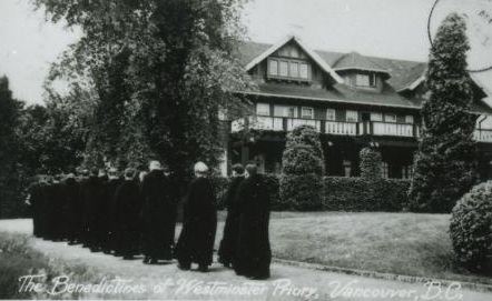 evelazarus's tweet photo. Just released: The #Halloween2022 Special, episode 34 and the last for Season 3 of my #ColdCaseCanada #truecrimepodcast. Join a few of my favourite ghost hunters as we visit the #Victoria Golf Course, two #Burnaby mansions and a #haunted highway: https://t.co/5GTOcjBTDw https://t.co/8EHFILK8Zp