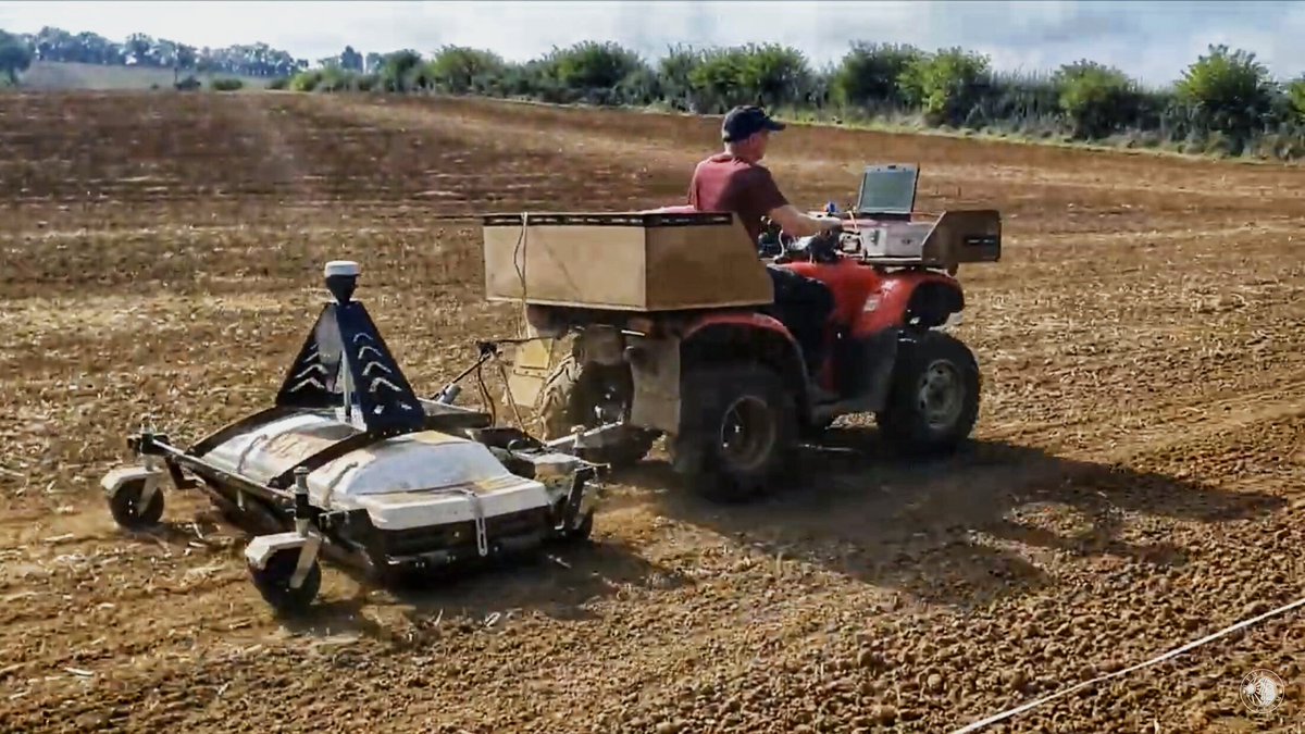 thetimeteam's tweet photo. ๐ฅ In case you missed it! ๐ฅ
Head over to YouTube to watch a fantastic Geophys Masterclass with our very own Jimmy Adcock.
WATCH BELOW:
https://t.co/0hMeFtDKi8
#timeteam #timeteamisback #history #archaeology #archaeologist #timeteam22 #digwatch22 #dell #geophys #oxfordshire https://t.co/FXTL83ca2Z