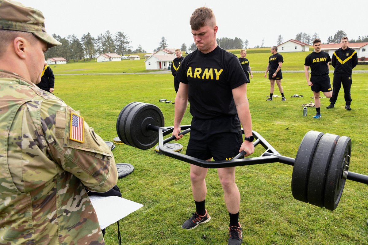 USArmyFortSill's tweet photo. Do everything you do with complete focus. 💪 🧠 

#FiresStrong #TeamSill
@USArmy @TRADOC https://t.co/H6AqoFjFp4