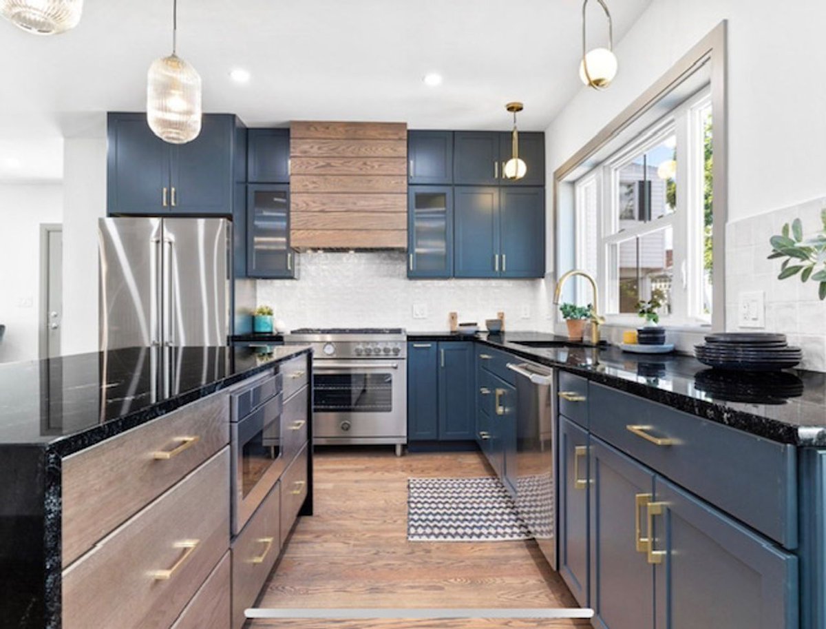 iwano_sons's tweet photo. A beautiful kitchen enhances the value of a home! Contact Iwano &amp; Sons today for kitchen remodeling services: https://t.co/BzFplxE23V https://t.co/0f64vzzOM0