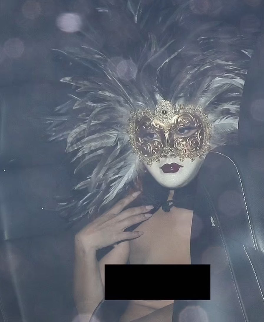 archives33's tweet image. Doja Cat