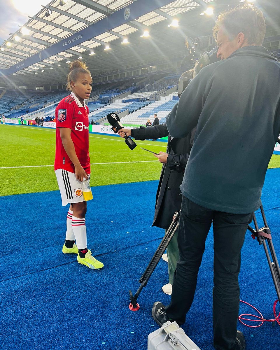 MollieKmita's tweet photo. Loved being back with MUTV today covering @ManUtdWomen vs @LCFC_Women in the @BarclaysWSL at the King Power Stadium 👏 https://t.co/9NQ03OIVLs