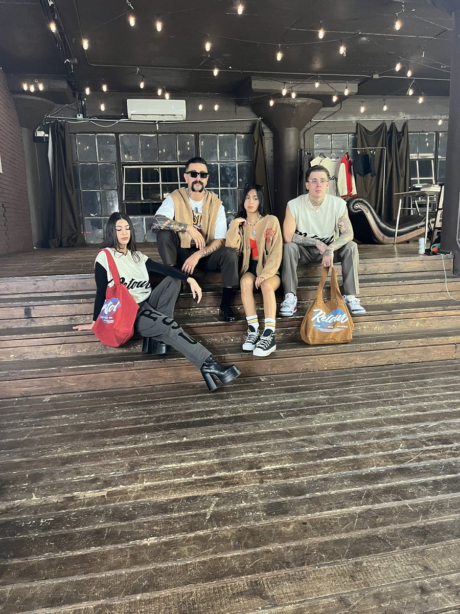 Ryan_Yere's tweet image. Retour fall/winter 2022 part 1 photoshoot