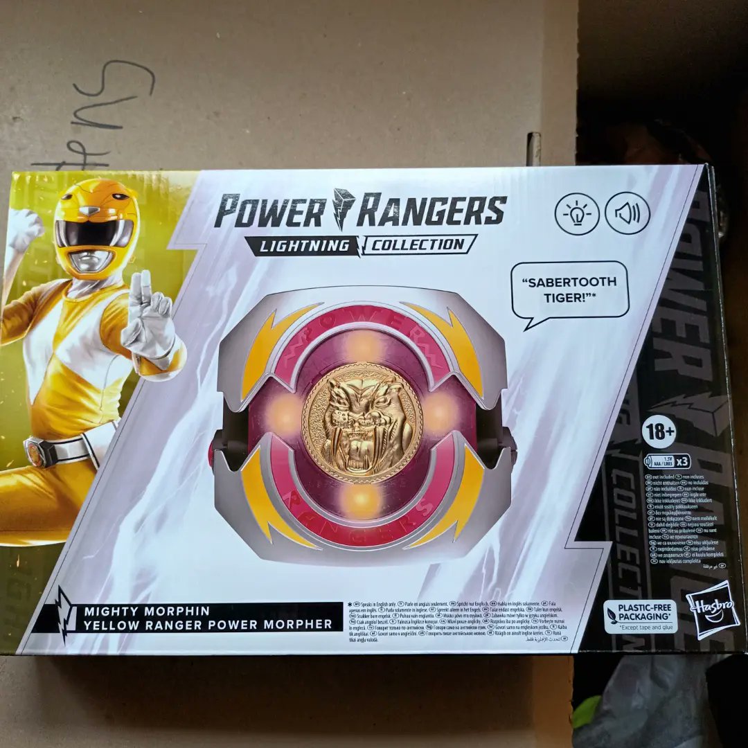 FrancoisGallen's tweet photo. Commande @ZavviFr reçu 🤩 @PowerRangers #Mightypowerrangers  #morphers #collection #jouet #Yellowrangers @Hasbro #annee90 #ClubDorothee #Serietv . https://t.co/bo2Ok5KBaU