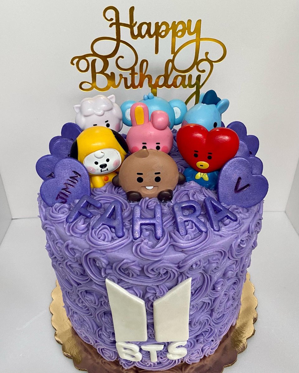 artofdessert's tweet photo. 💜Fahra’s BTS Birthday Cake💜
#bts #birthdaycake #bts21 #ipurpleyou #chocolatecake #dulcedeleche #creamcheesefrosting https://t.co/mcTuM1SVak