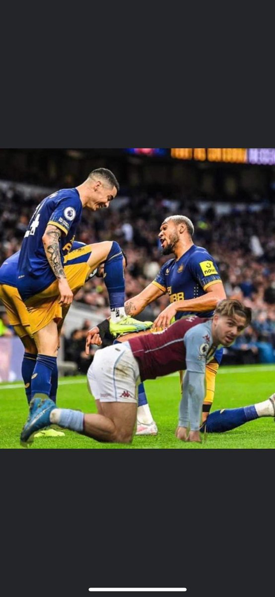 djpyrotek13's tweet photo. @JackGrealish how much did man city pay haha waste of money yet you have nerve to diss this guy hmmm he's proven you wrong #couldntlacehisboots #almirononfire #anotheronebitesthedust https://t.co/ti7LvEBU8r