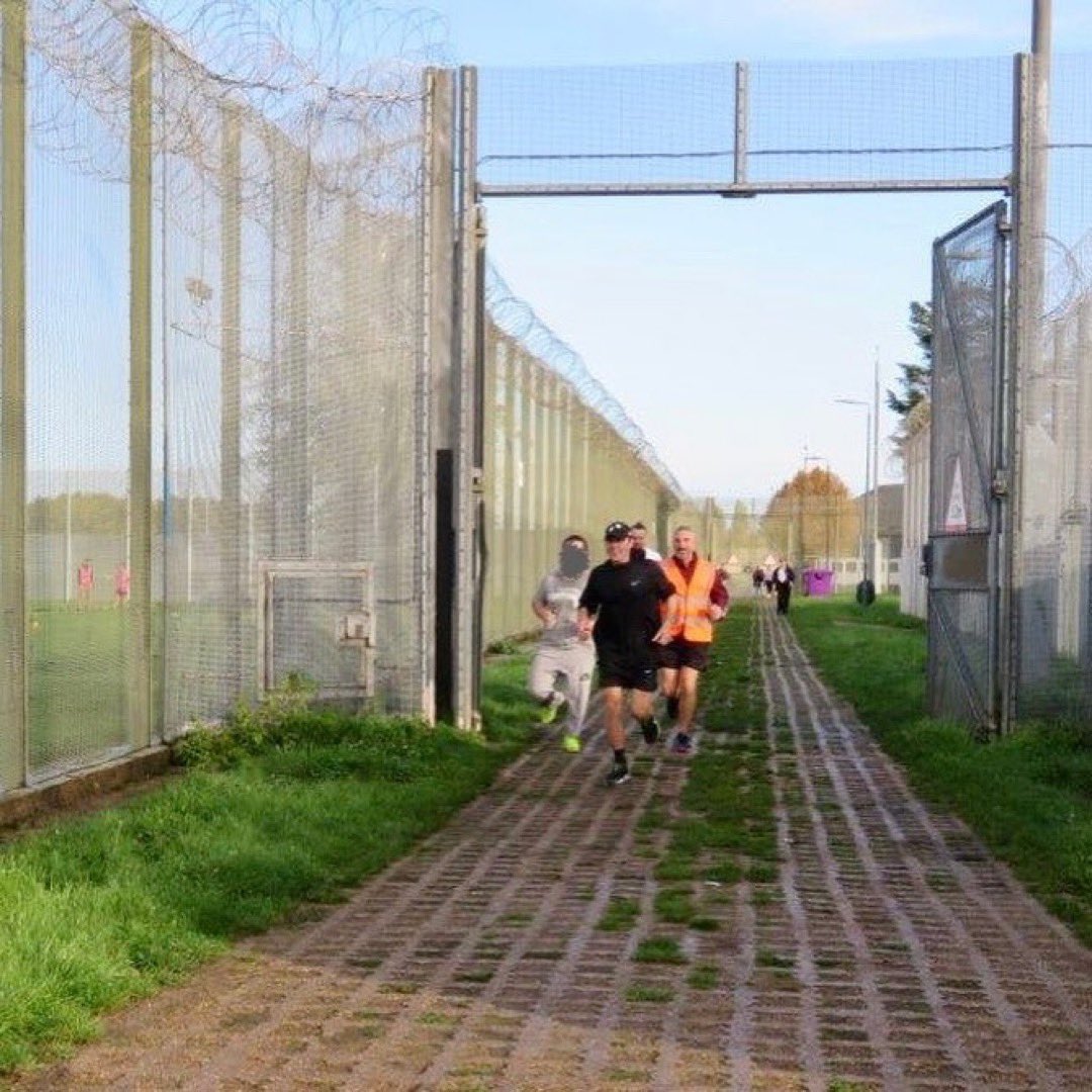 johnmcavoy2's tweet photo. Going back to prison and running alongside the young men at HMP @hmyoifeltham was such a powerful experience on so many levels.

Physical activity breeds positivity and good habits and linking it to the community in this way can help offenders change their behaviour for good 🏃🏼‍♂️❤️ https://t.co/HxnAJqmO75