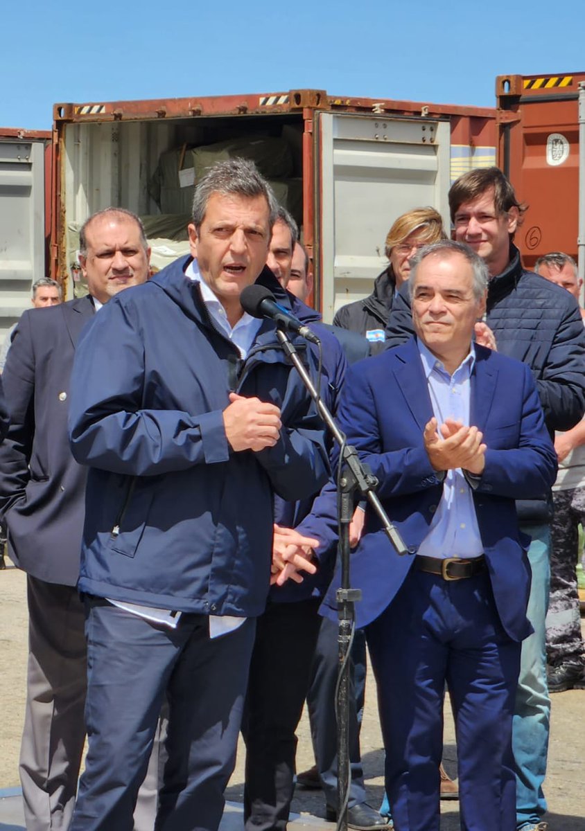 CGERA: "El operativo contra el contrabando ayuda a la industria nacional y cuida los puestos de trabajo".

cge-ra.org/V16/2688-2/