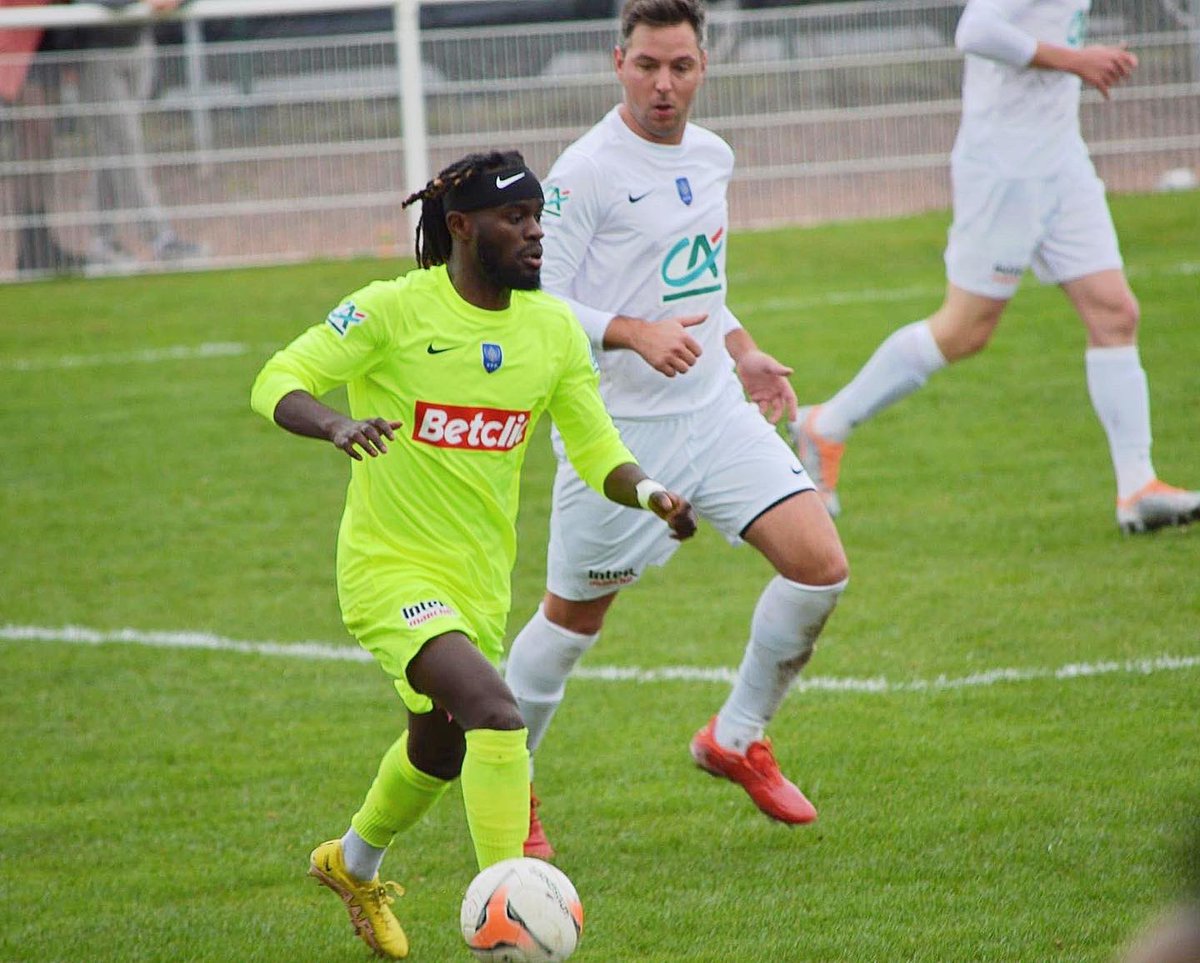 NzezaJr_80's tweet photo. CDF 🇫🇷 ➡️ 7 eme tour 🏆 https://t.co/XO54K1mSxc