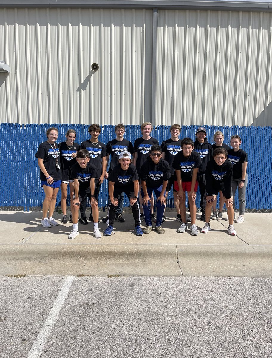 The badgers are on the way to Huntsville for Regionals!! #RiseUp #crosscountry #regionals