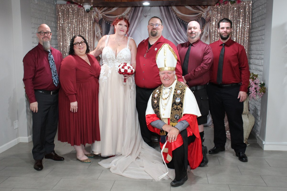 The EVENorth Crew did a thing this weekend. It was a bit of a blast! <a href="/MaxSingularity/">Max Singularity Space Pope</a> @DominousNolen <a href="/the_geminator/">Apo Lamperouge - MAKE ECM GREAT AGAIN!</a> <a href="/LulaCesaille/">Lula Cesaille</a>