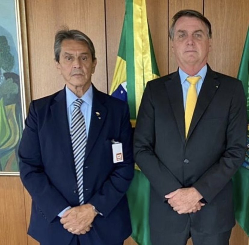 nao_muito's tweet image. qual é o nome dessa dupla?