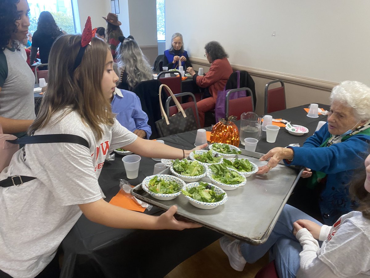 WHS Peer Pride tweet media