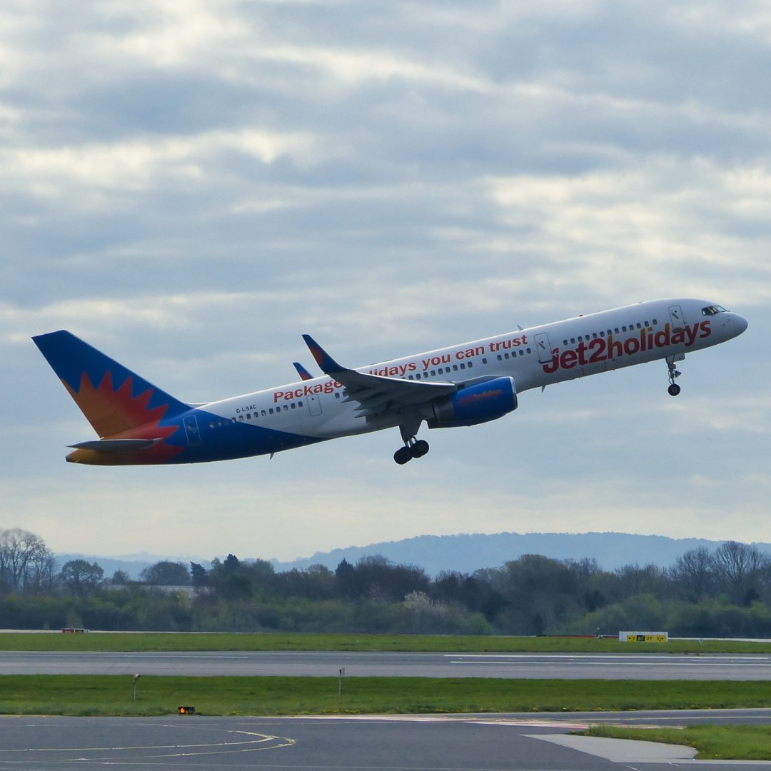 Michaelflying28's tweet photo. Jet2 Boeing 757-200 G-LSAC departing Manchester Airport for César Manrique-Lanzarote Airport 15.4.22.
#jet2 #jet2holidays #jet2pics #boeing #757lovers #b757lovers #boeing757lovers #b757 #b752 #b757200 #boeing757 #boeing752 #boeing757200 #boeingb757 #boeingb752 #boeingb757200 https://t.co/M4l3wr8Ef4