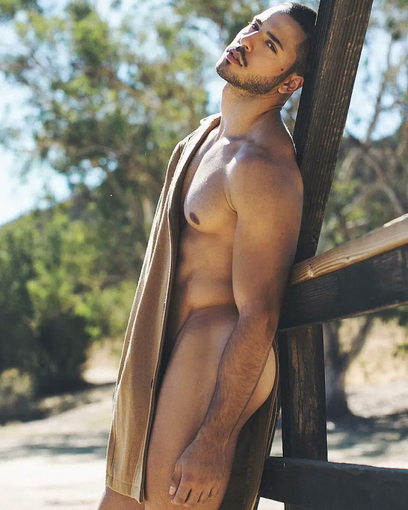 Giuseppe Giofrè photographed by Carlos Moscat.