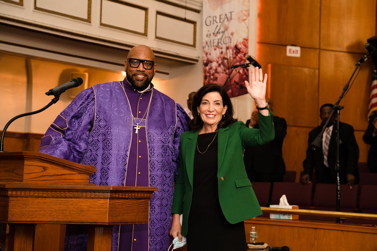 Kathy Hochul tweet media