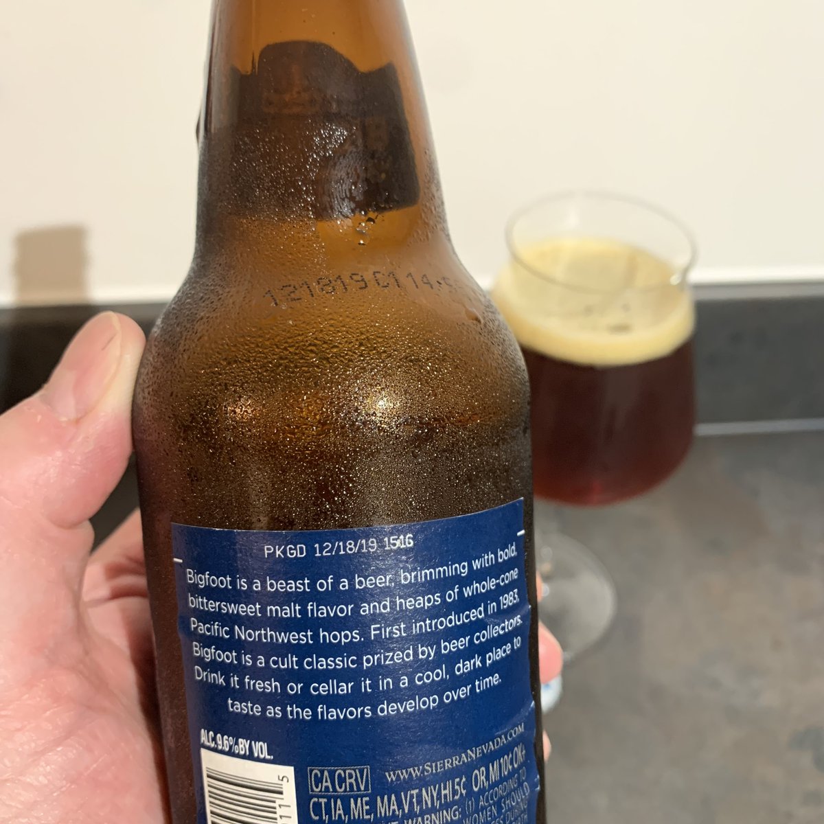 BeerOClockShow's tweet photo. // #CellarSunday // 23 Oct 22
@SierraNevada Bigfoot (2020)
Bold, rich fruit cake, earthy bitterness https://t.co/J2pKyNB5IZ