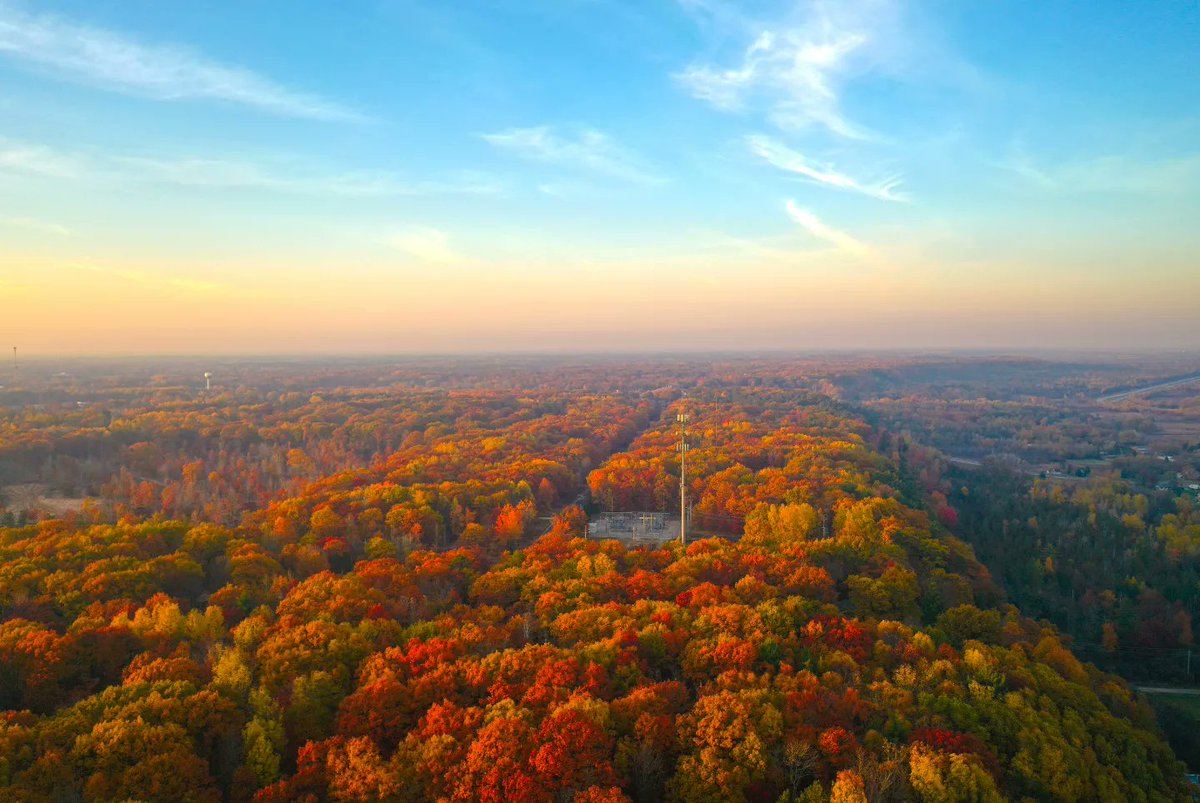 VisitEscanaba's tweet photo. Beautiful Autumn weekend in the Upper Peninsula of Michigan. 

🍁❤️🧡💛🧡❤️🍁

#fallphotos #fallcolors #fallvibes #upperpeninsula #upnorth https://t.co/rESu7TP2AC