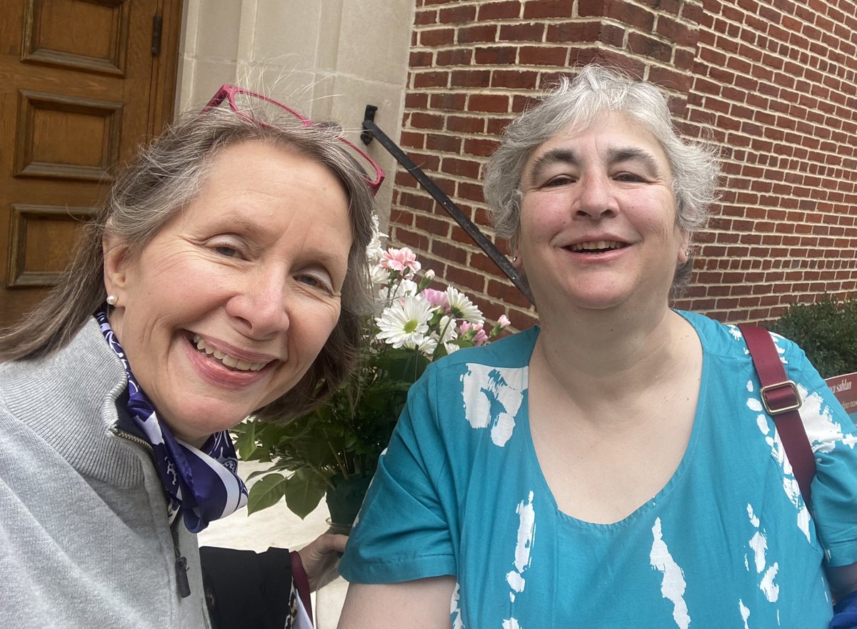 What a blessing to attend church and pray with <a href="/susantg922/">susan townsend-gray</a>!  And the preacher (the RevDr) was pretty good, too!💕