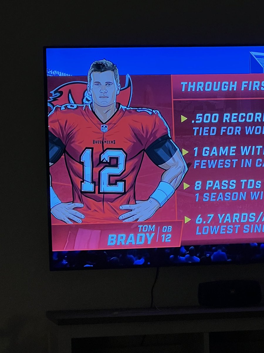 Mulle1990's tweet photo. #ranNFLsuechtig da haben die es aber wirklich gut gemeint mit Bradys Armen 😅 #ranNFL https://t.co/JysV8vBbsJ