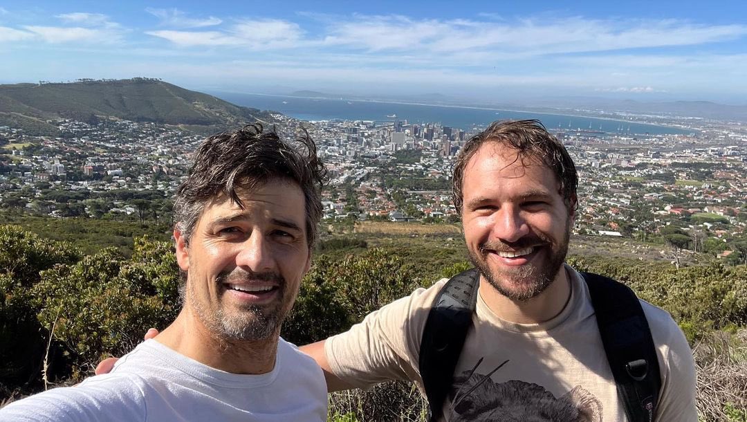 egjokajsource's tweet photo. NEW | Enver Gjokaj in Cape Town with Christiaan Schoombie!

1) YESSSSSS HE’S BACK 😍😍😍
2) THE BEARD OH MY- 🫶🏻🔥 https://t.co/rKxxeX2wci