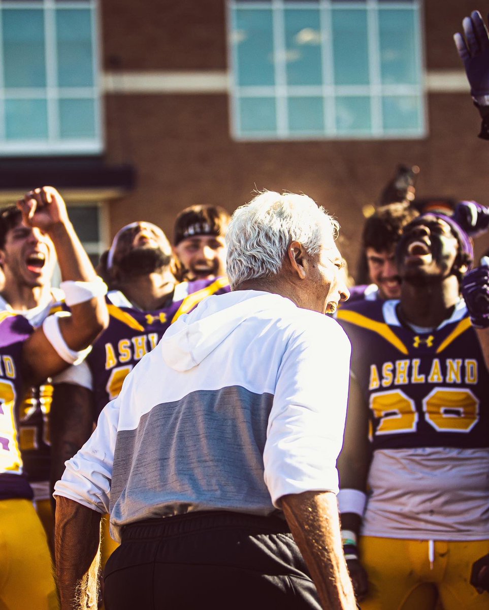 AshlandFB's tweet photo. The 7-0 feeling🦅💜 https://t.co/m4qHIjz0yd