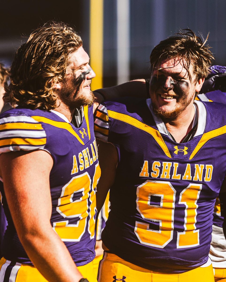 AshlandFB's tweet photo. The 7-0 feeling🦅💜 https://t.co/m4qHIjz0yd