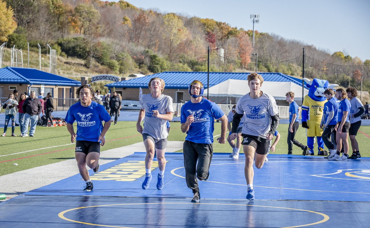 AlfredWrestling's tweet photo. Big thanks to all those who contributed and made this event such a success especially Carla Bender Photography for all the amazing pictures, with many more to come as well. Post 3 of 3! #alfredstate #alfredny #oxgang https://t.co/v120XYCPHa