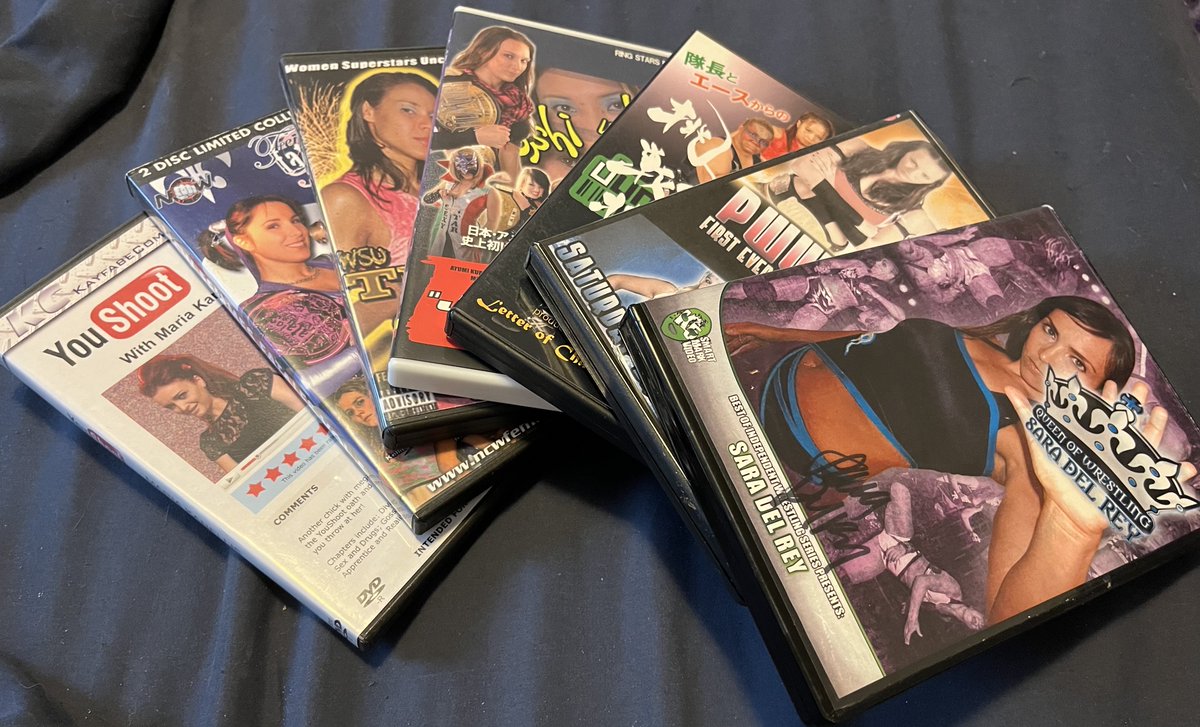 canuckstephers's tweet photo. Due to financial troubles, I am selling my @SHIMMERwomen DVD collection. It includes a large swath of Volumes 1-42, a signed Best of Sara del Rey set and more.

https://t.co/6624a9Oqvh

Please pass along to any collectors you think may be interested but remember: Bid responsibly! https://t.co/CV0Wsen40y