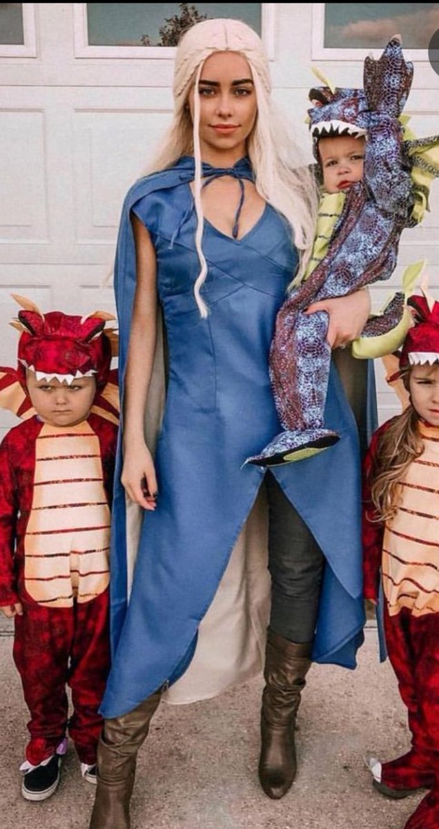 cuydev's tweet photo. @LaurenJauregui Si necesitas dragones me ofrezco como voluntaria 😂 https://t.co/i3IDjToXS1