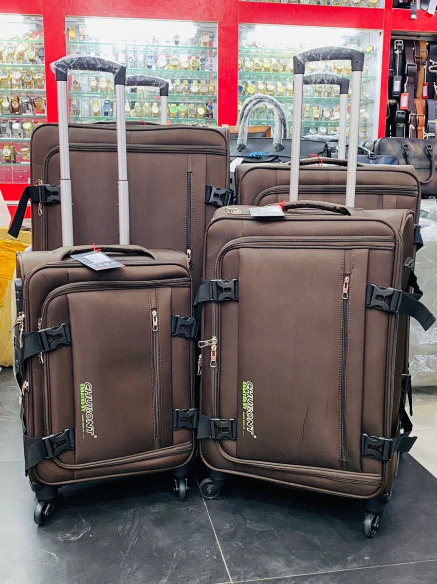 Drip_everything's tweet photo. Travel sets 😍😍😍😍😍

NGN 240,000 each 

Kindly send a DM to order or WhatsApp 👉🏾 https://t.co/zwF899JITA https://t.co/6VxMFBvOZR
