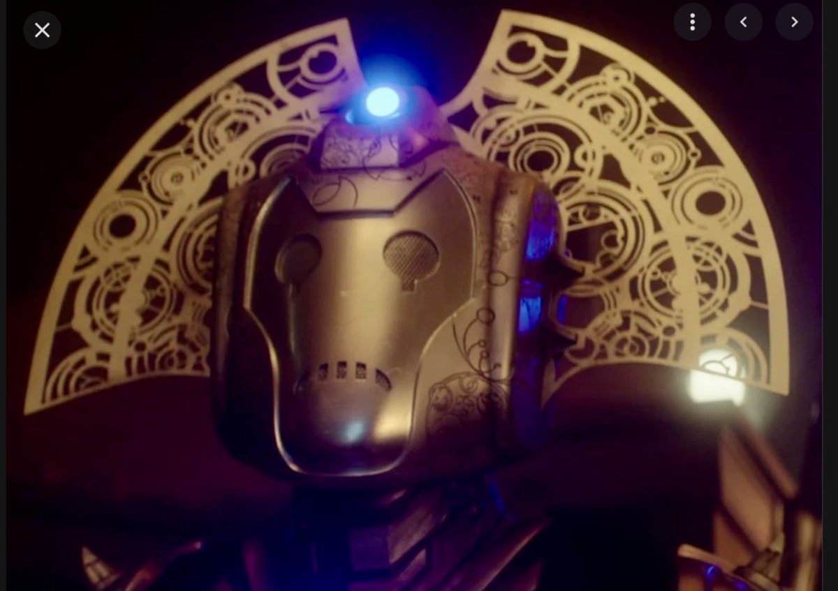 RainbowHereford's tweet photo. Why are the new #master #Cybermen wearing doilies around their heads? #DrWho #thedoctor #mastercybermen #doctorWho https://t.co/yXzmuhOOWM