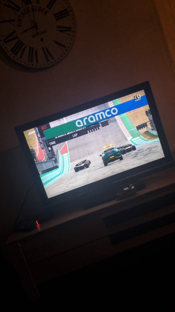 MaLeX_'s tweet image. Regarder un gp de f1 sans les commentaires du maître @Julien_FEBREAU n'a pas la même sensation et la même envie ...