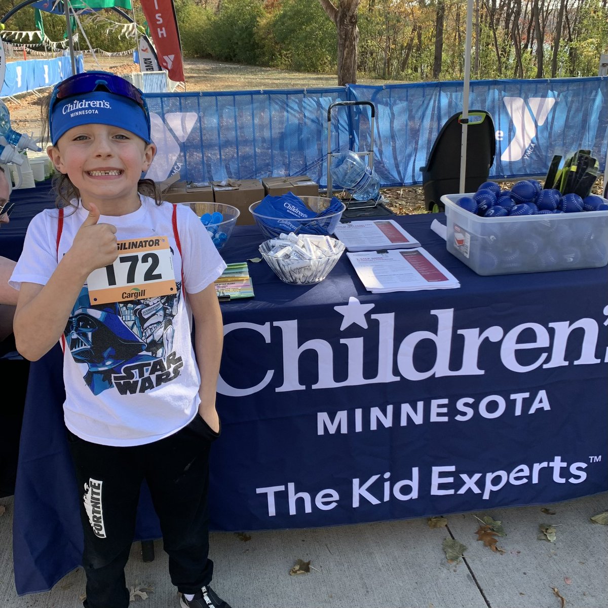 childrensmn's tweet photo. The @childrensmn kid experts are having a great time at the water station of the 2022 Resilinator event at Hyland Park Reserve.

Thank you for having us, @Yadventurelab &amp; @Ymca_north 
#TheKidExperts #resilinator2022 https://t.co/Hkam9ZmArQ